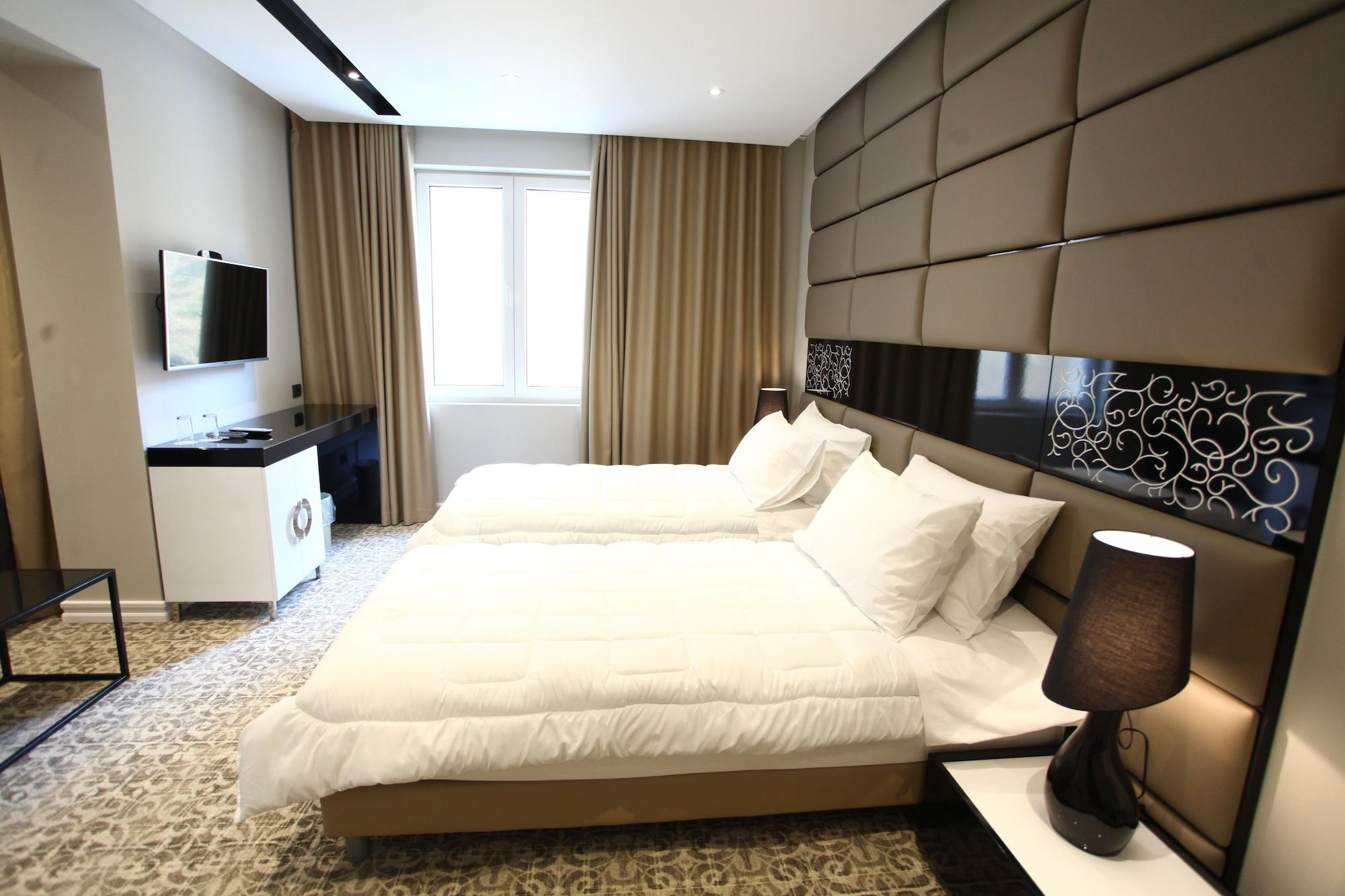 Hotel Senator 4*