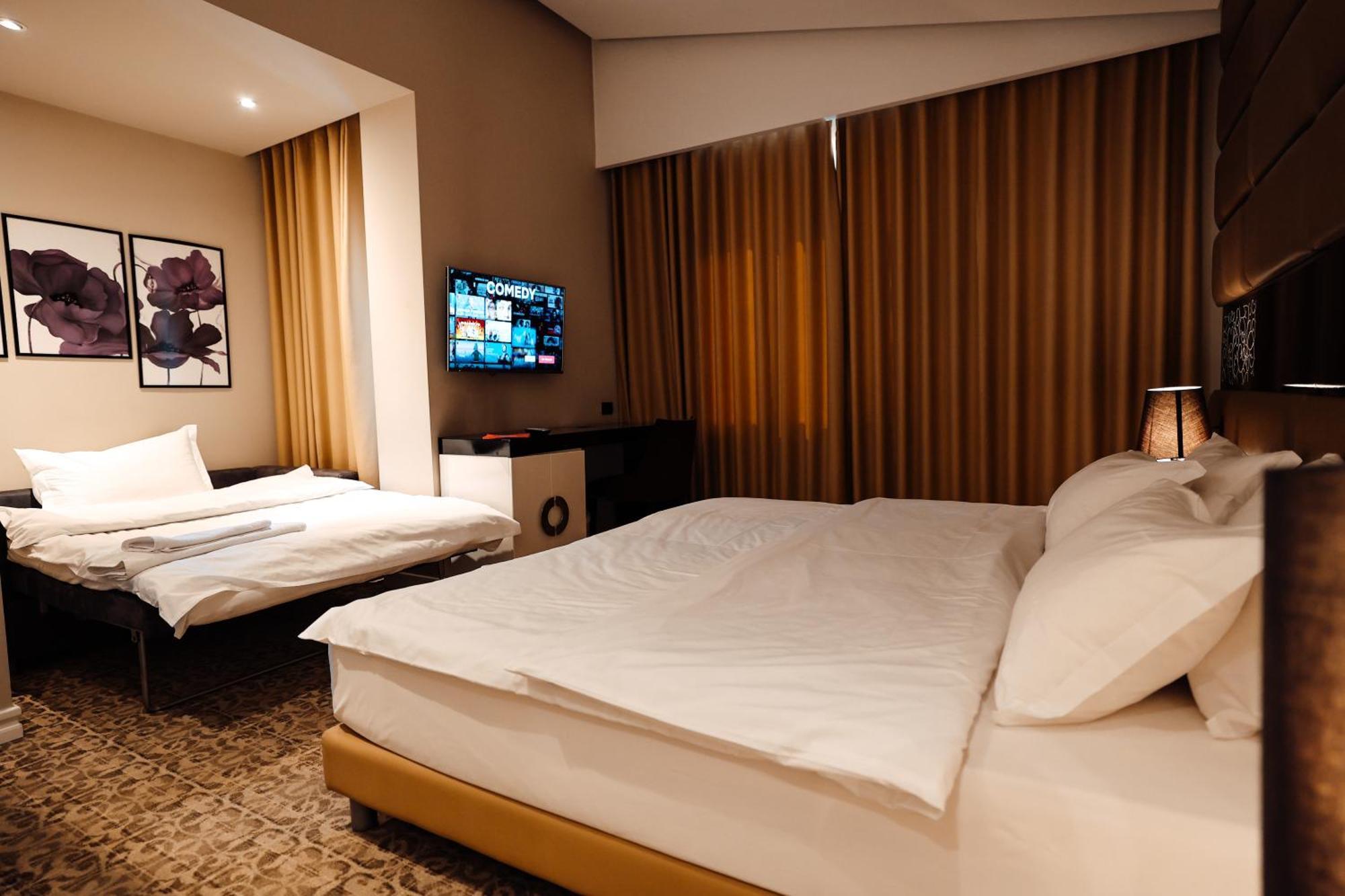 Hotel Senator Tirana