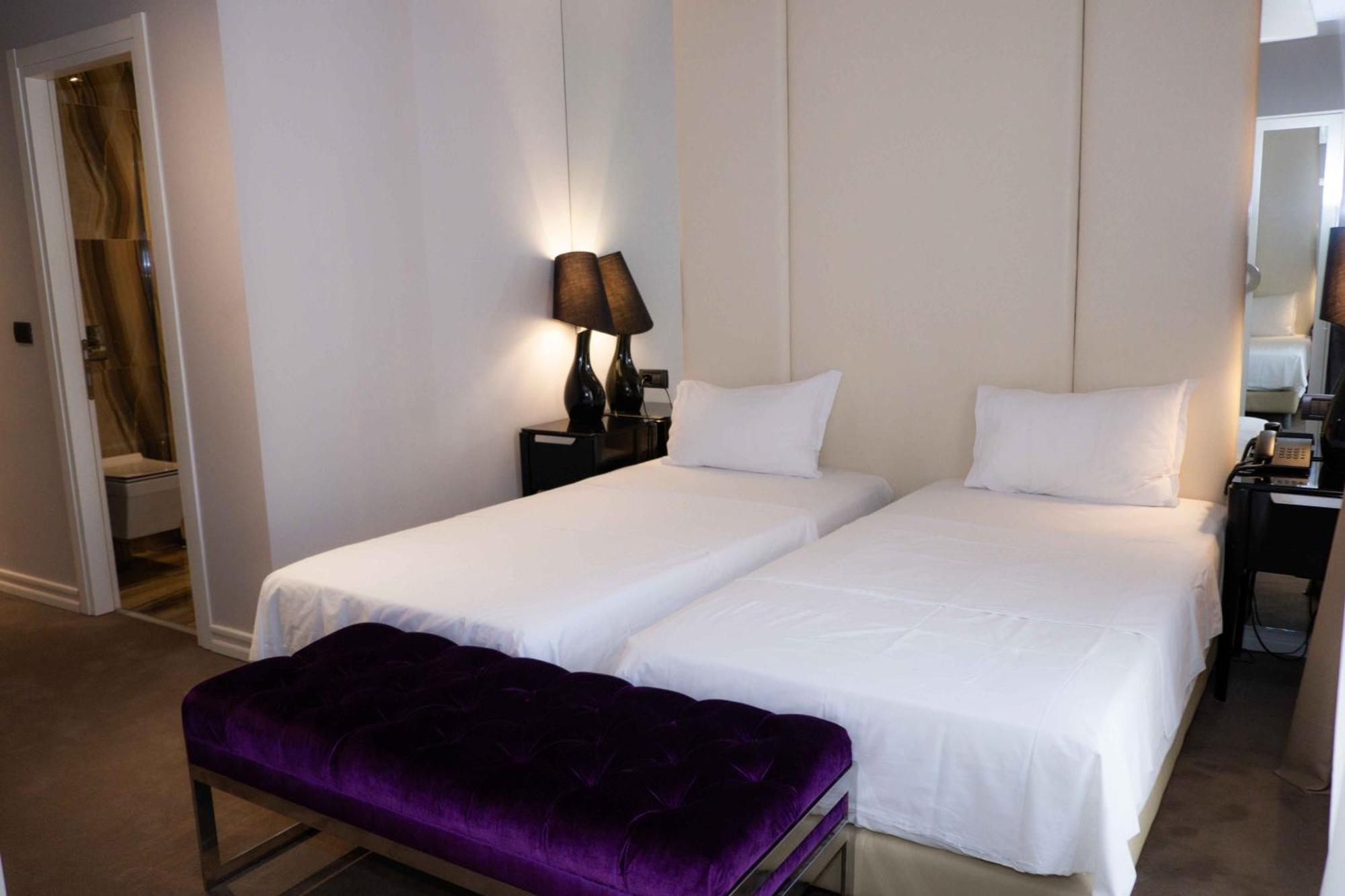 Senator 4* Tirana