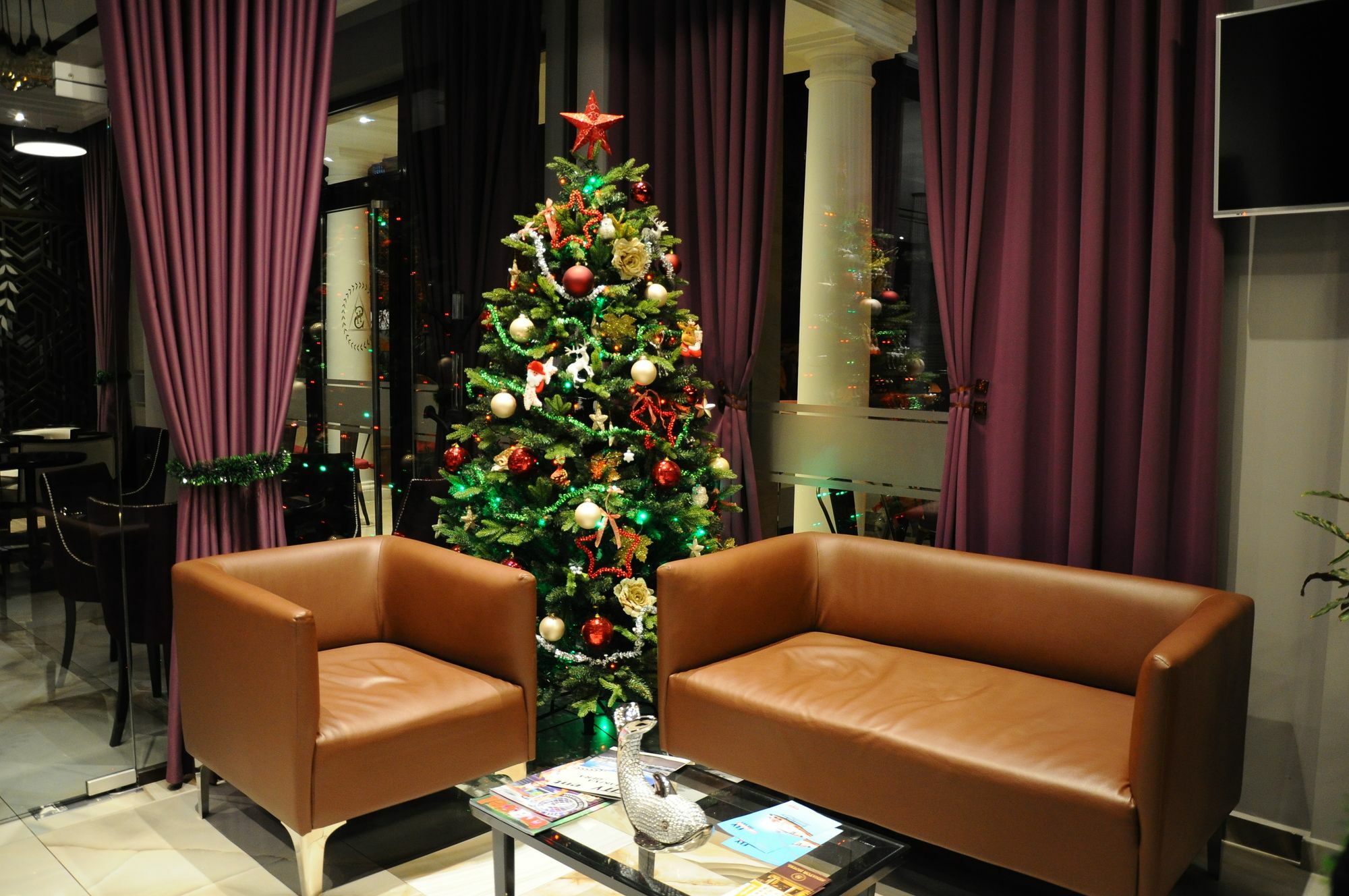 Senator 4* Tirana